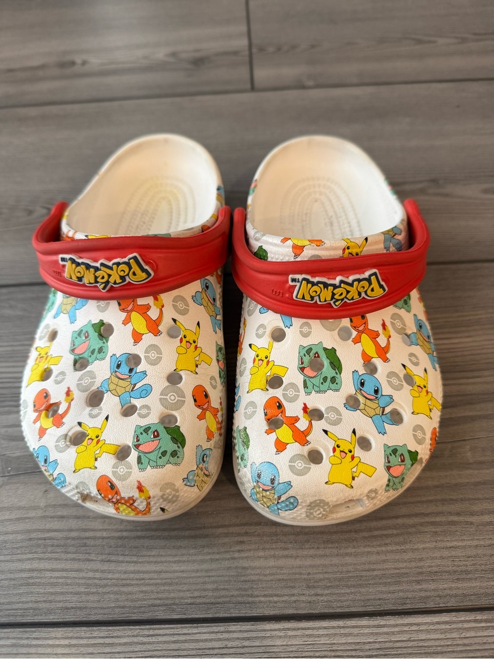 CROCS Kids Pokémon White Clogs with Red Heel Strap